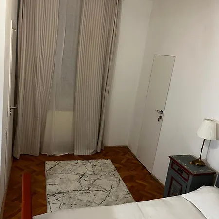 Apartmán 49 *