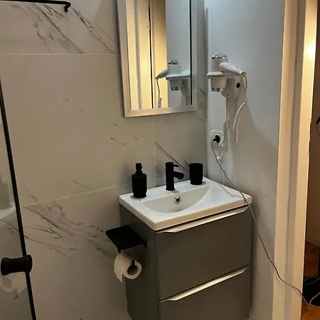 49 * Brašov