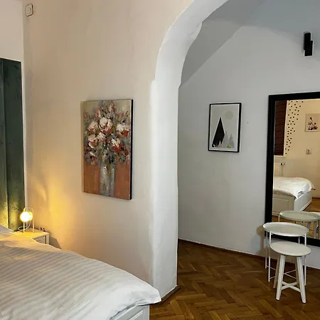 Apartmán 49 *